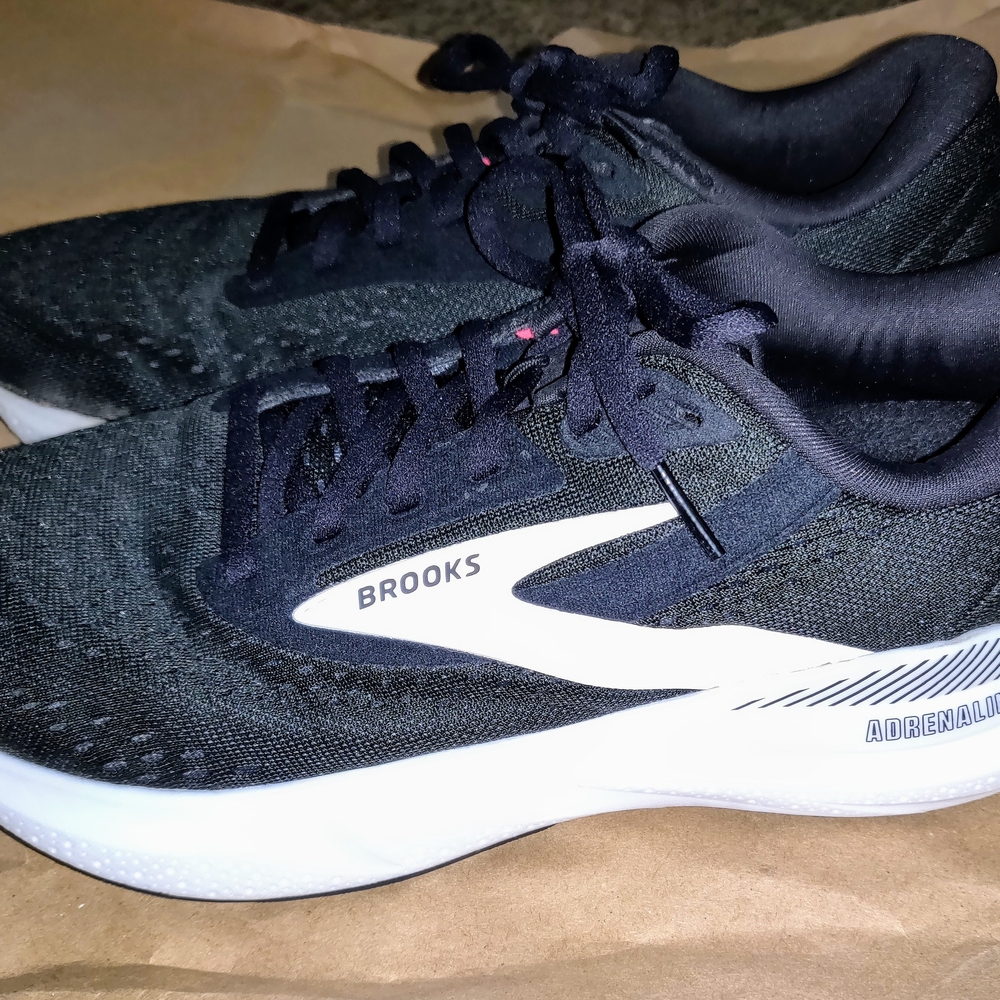 Brooks Adrenaline GTS